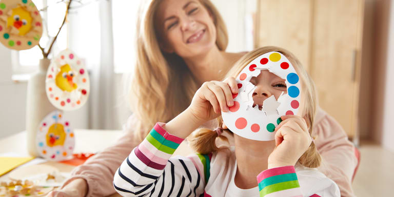 Osterbasteln mit Kindern: schnelle &amp; einfache Ideen