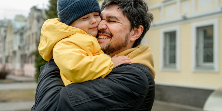 Babys im Herbst anziehen: So kleidet ihr euer Baby in der kalten Jahreszeit richtig ein