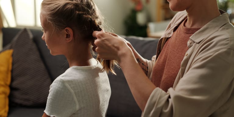 Flechtfrisuren für Kinder: Anleitungen &amp; Ideen für tolle Kinderfrisuren