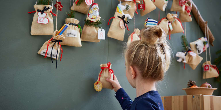 Adventskalender für Kinder basteln: Ideen und Tipps für Eltern