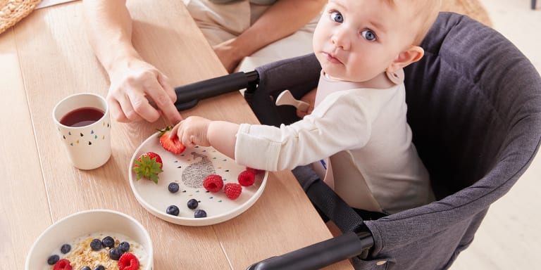 Alternativen zum Brei: Fingerfood und Snacks für Babys und Kleinkinder