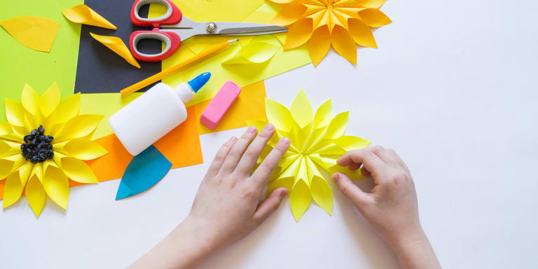 Blumen basteln mit euren Kindern: Inspirationen &amp; Anleitungen