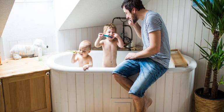 Bettgehzeiten von Kindern – Welche Uhrzeit ist die beste für mein Kind?