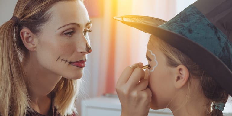 Tipps, Ideen &amp; Anleitungen: So könnt ihr eure Kinder zu Halloween schminken