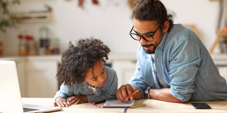 Zu Hause lernen mit Kindern: 11 Tipps &amp; Inspirationen