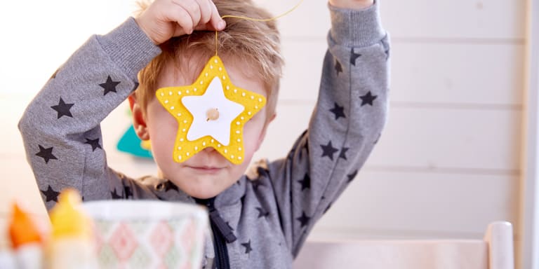 Weihnachtsbasteln mit Kindern – Anleitungen, Tipps und Ideen
