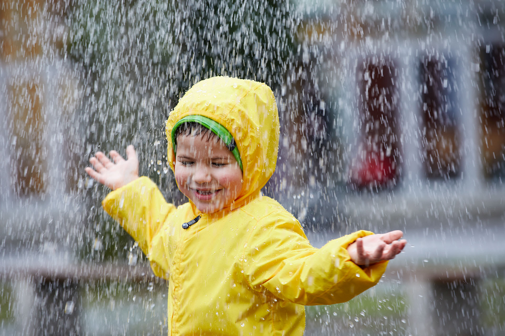 Kinder im Herbst richtig anziehen | Header Image