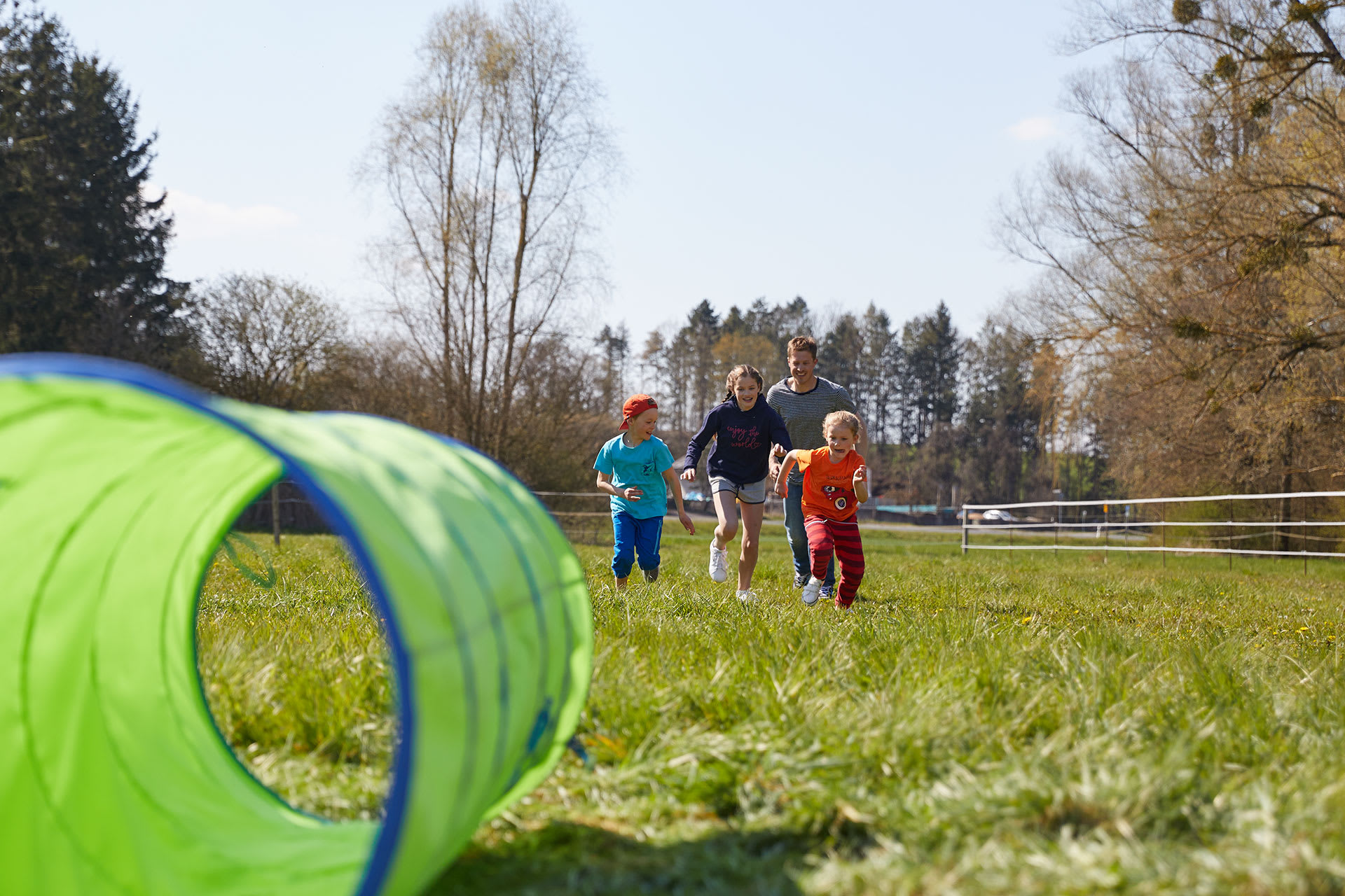 Sportübungen für Kinder | Header Image