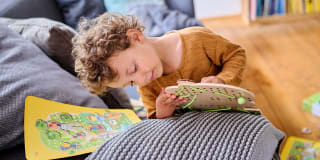 Feinmotorik mit Fädelspielen fördern | Header Image