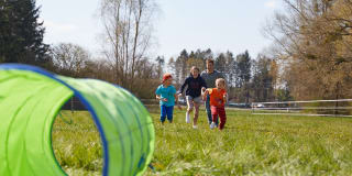 Sportübungen für Kinder | Header Image