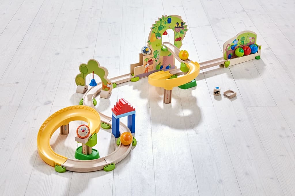 23 Kw 42|LP|Kullerbü Kugel- und Spielbahnen | 2 |  Obstgarten | 