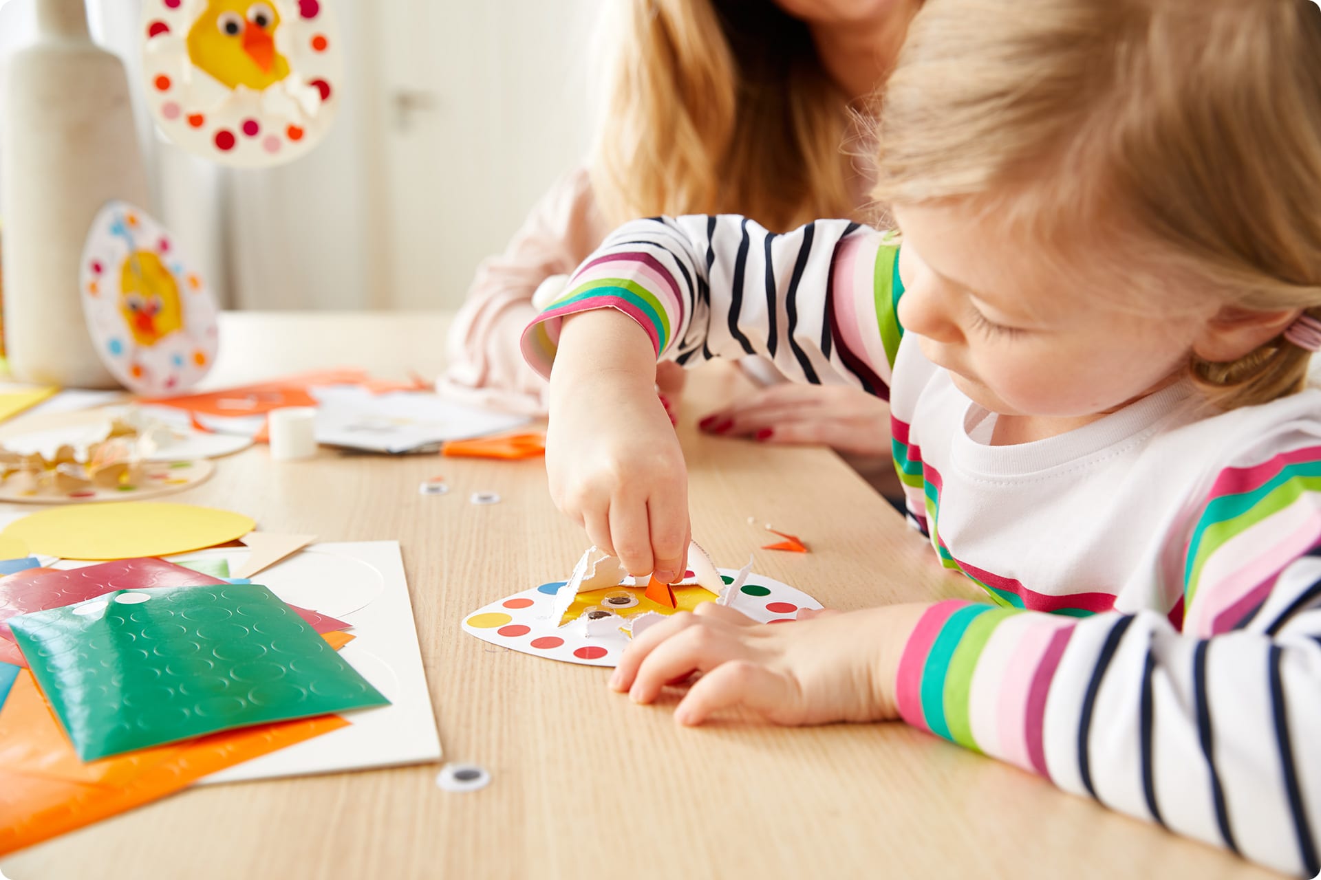 Osterkarten basteln mit Kindern | Header Image