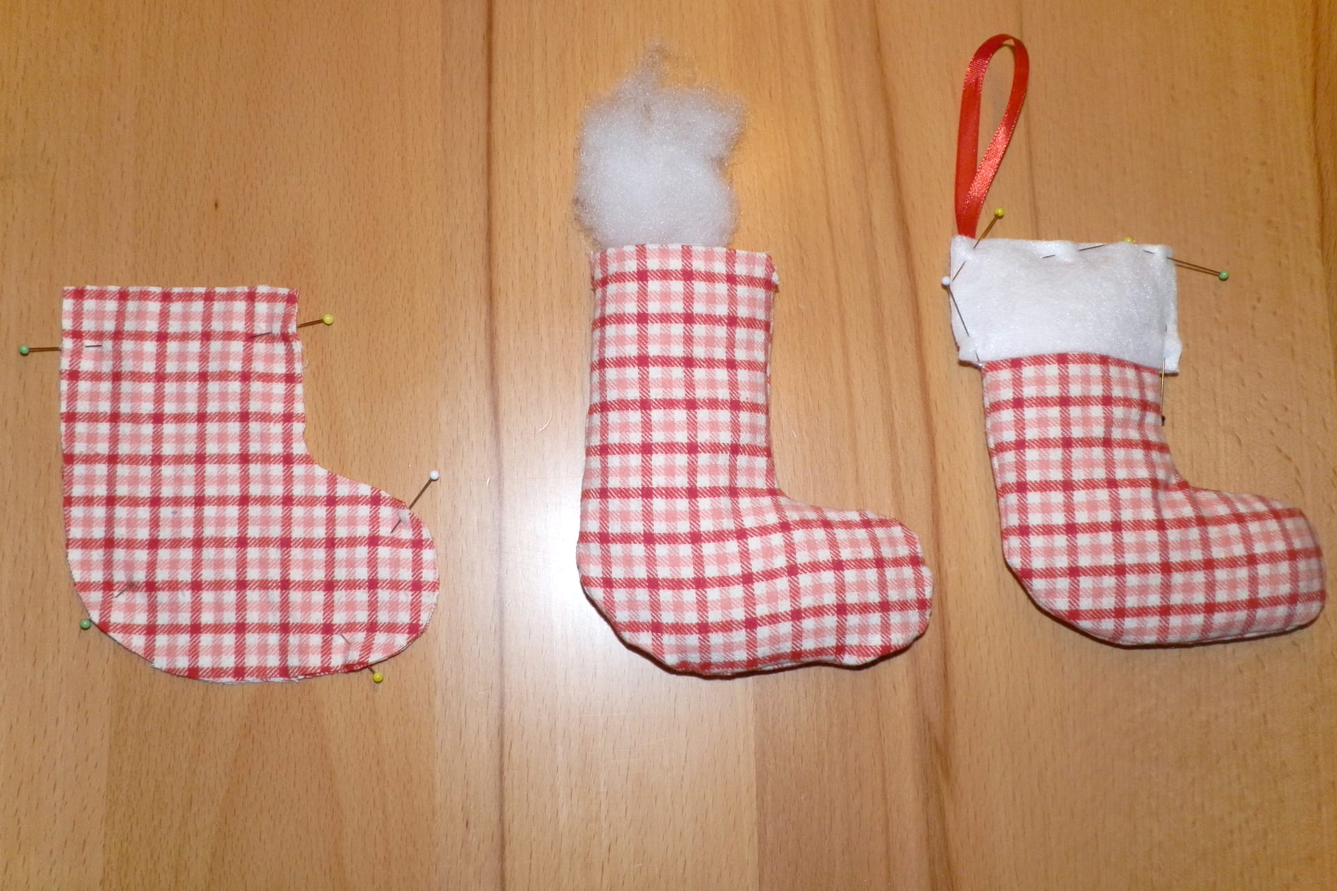 Nikolaus-Stiefel basteln | Stoffe zusammen nähen