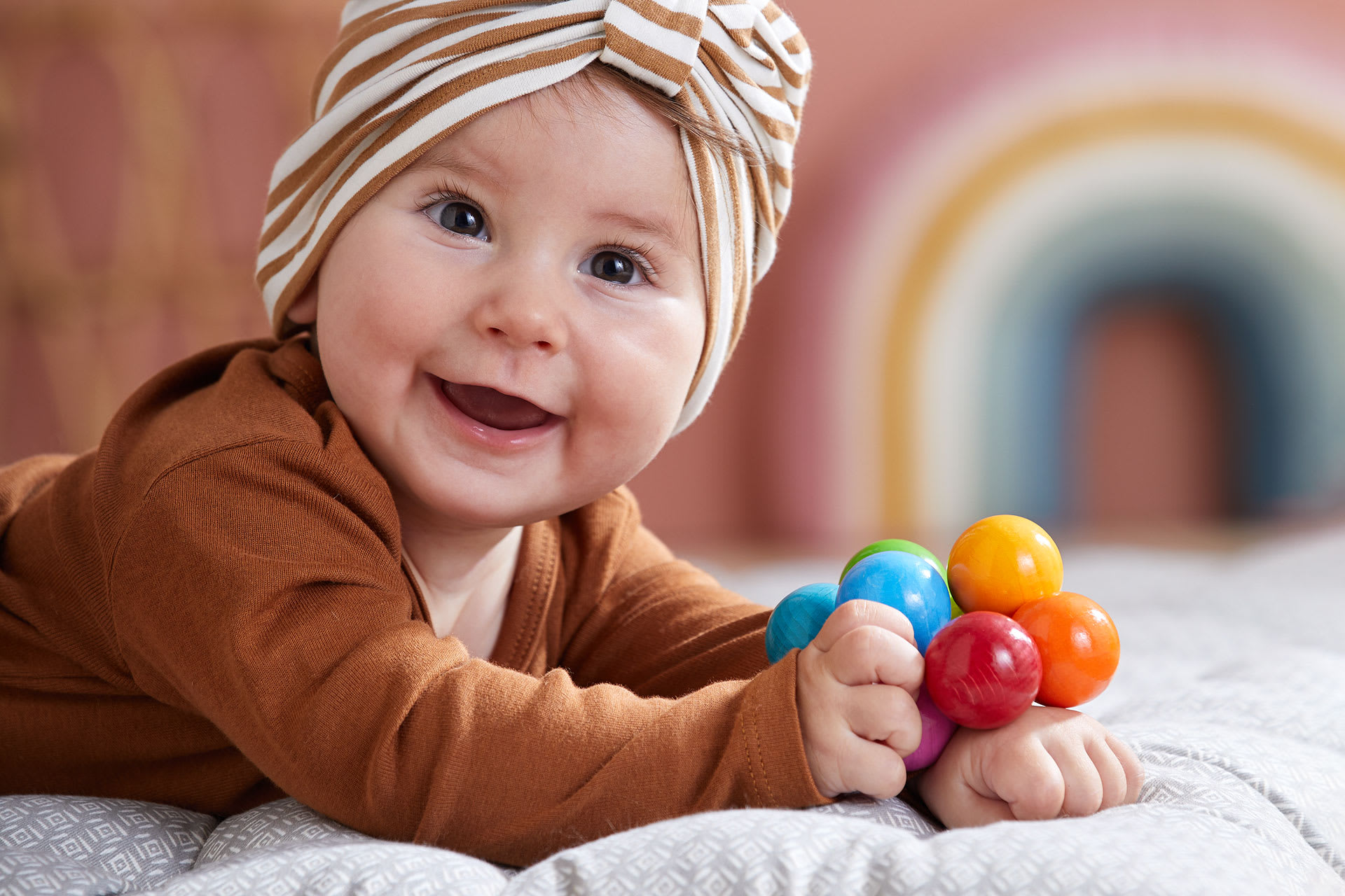  Baby Entwicklung Monat 8 | Header Image