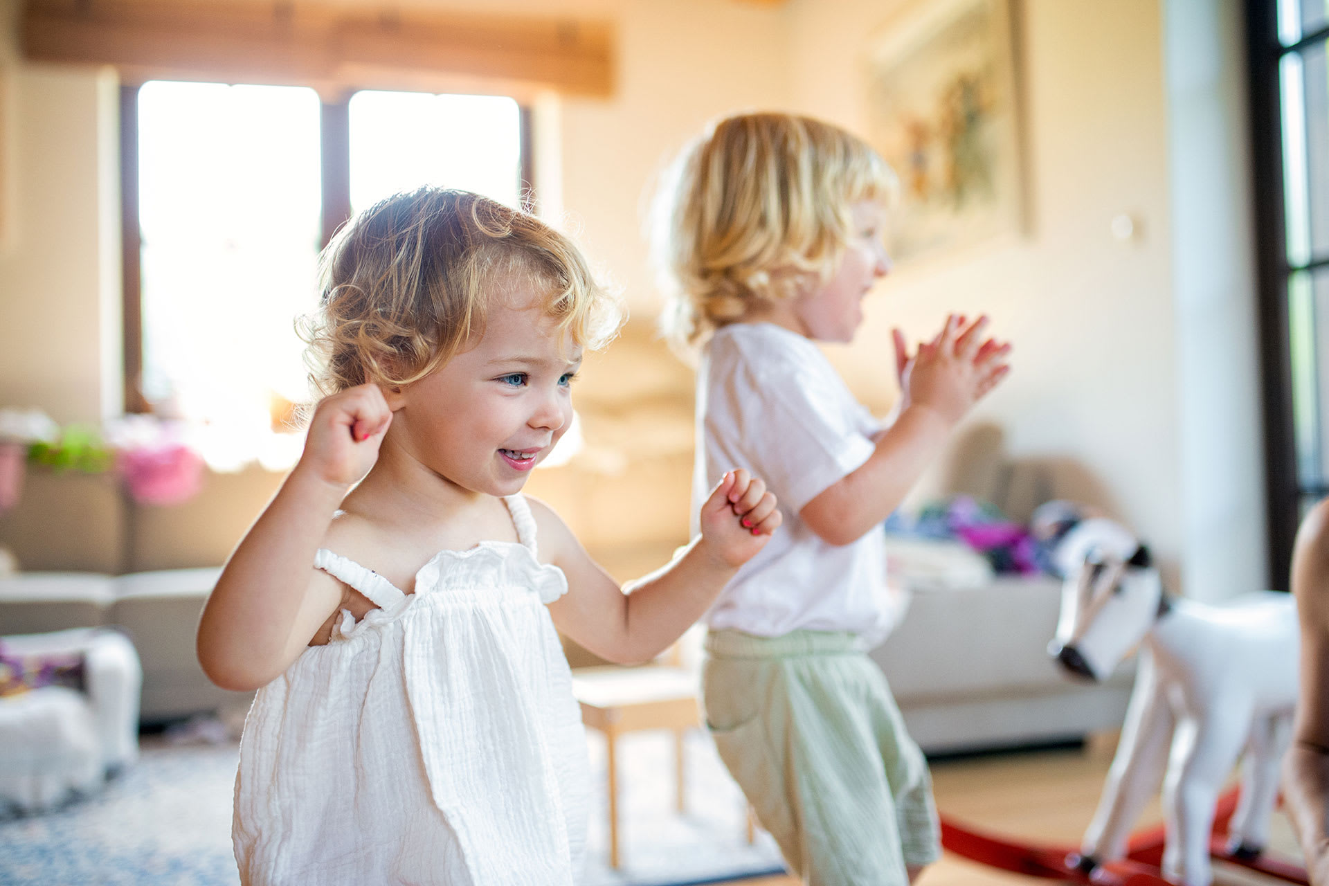 Sportübungen für Kinder | Tanzen nach Lust & Laune 