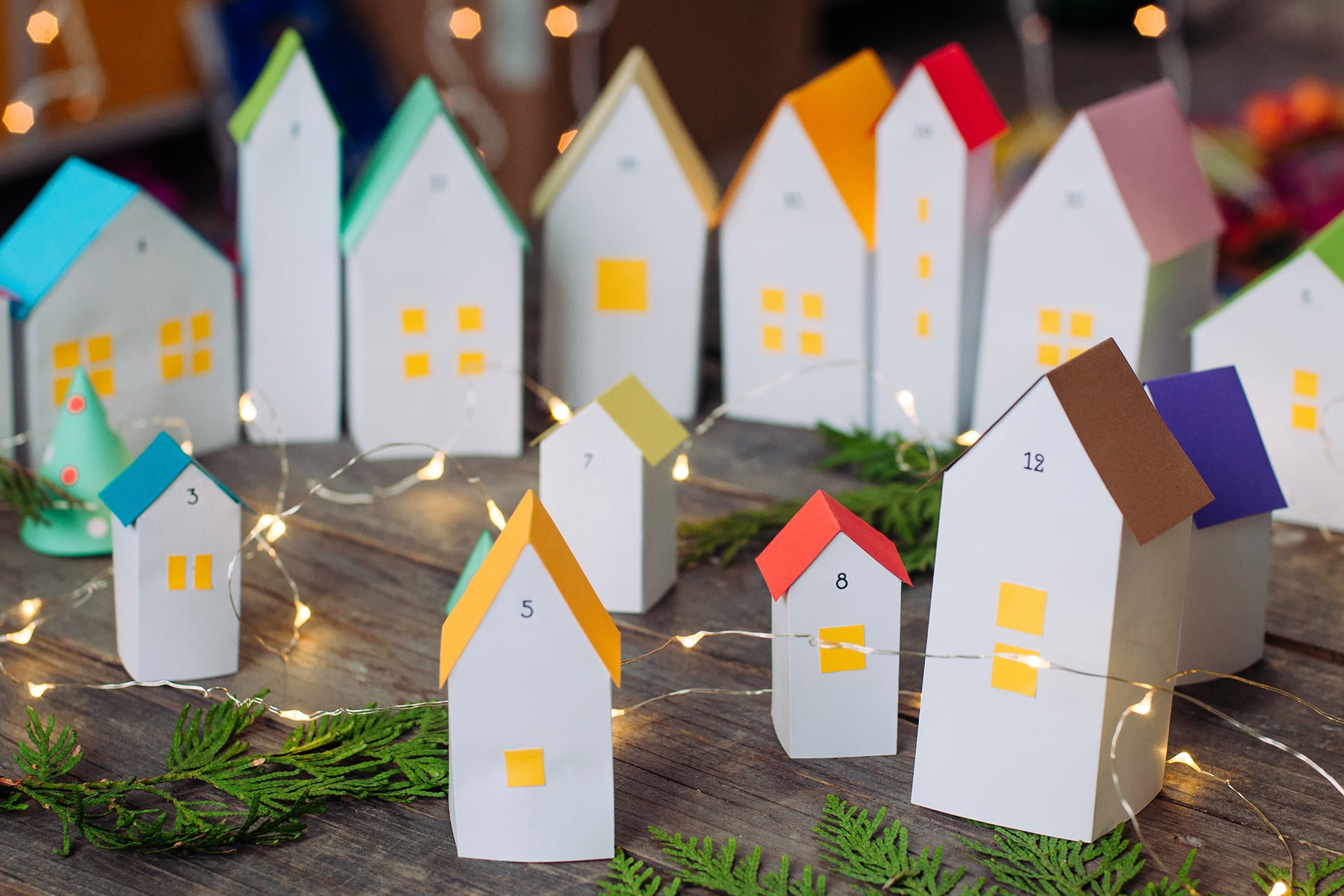 Adventskalender basteln | Adventskalender in Form einer Weihnachtsstadt