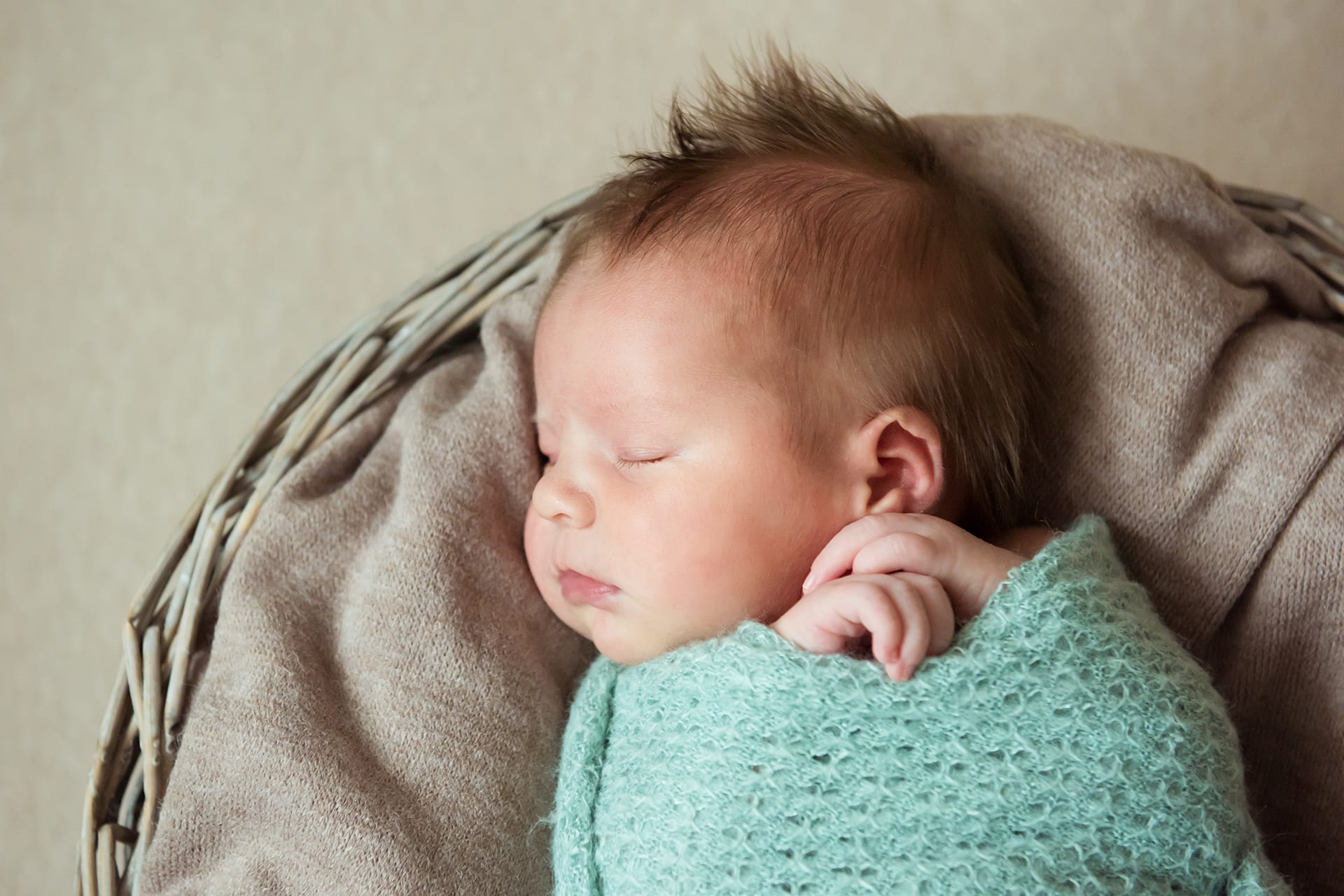 Baby Entwicklung Monat 1 | Header Image