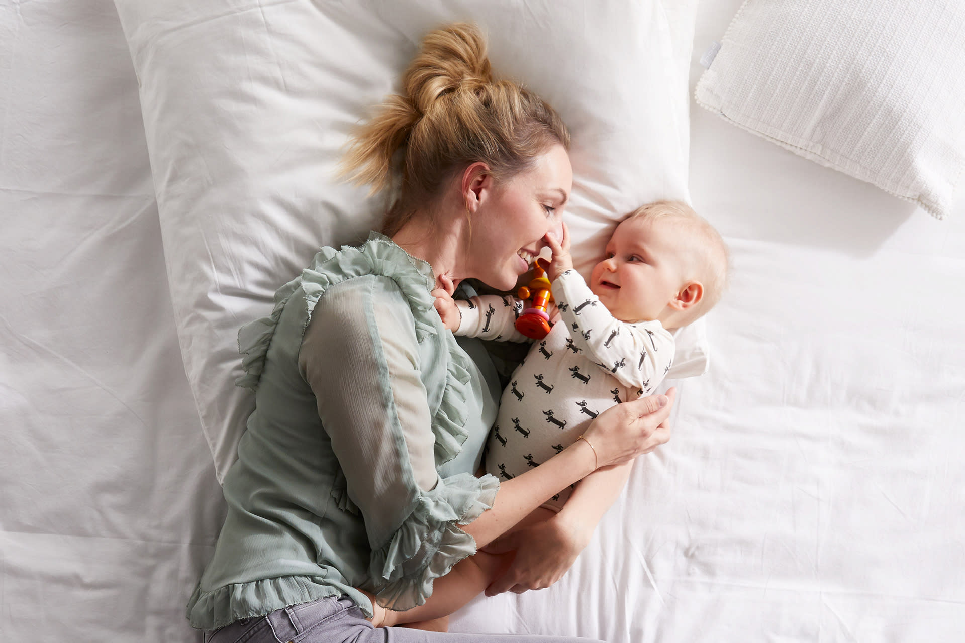  Baby Entwicklung Monat 4 | Header Image