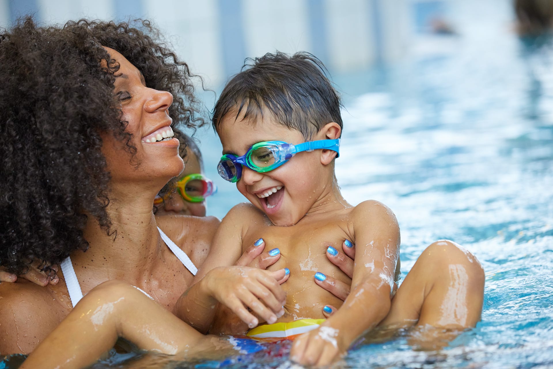  Schwimmen lernen | Bild