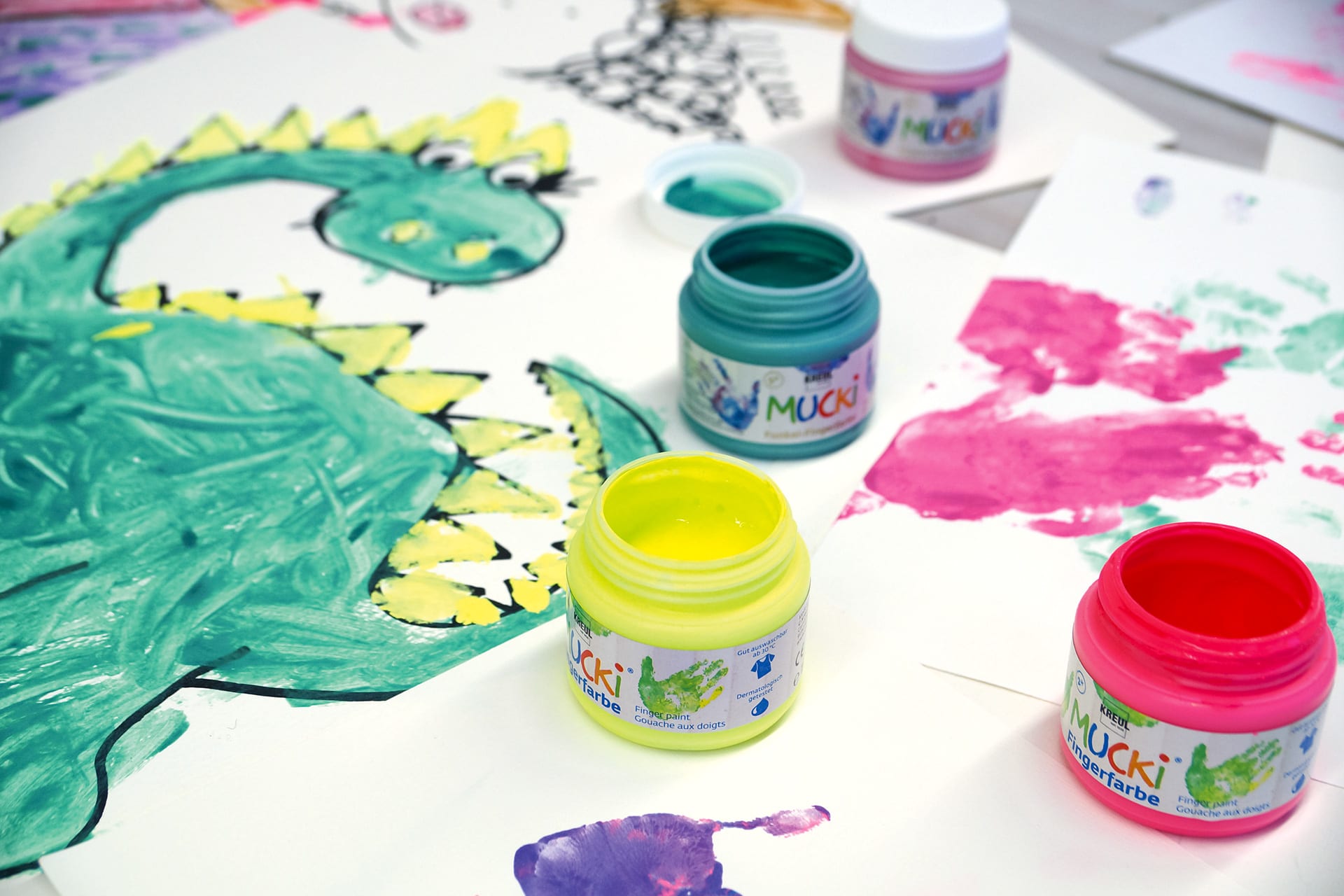 Fingerfarben Ideen für Kinder | Dino gemalt 