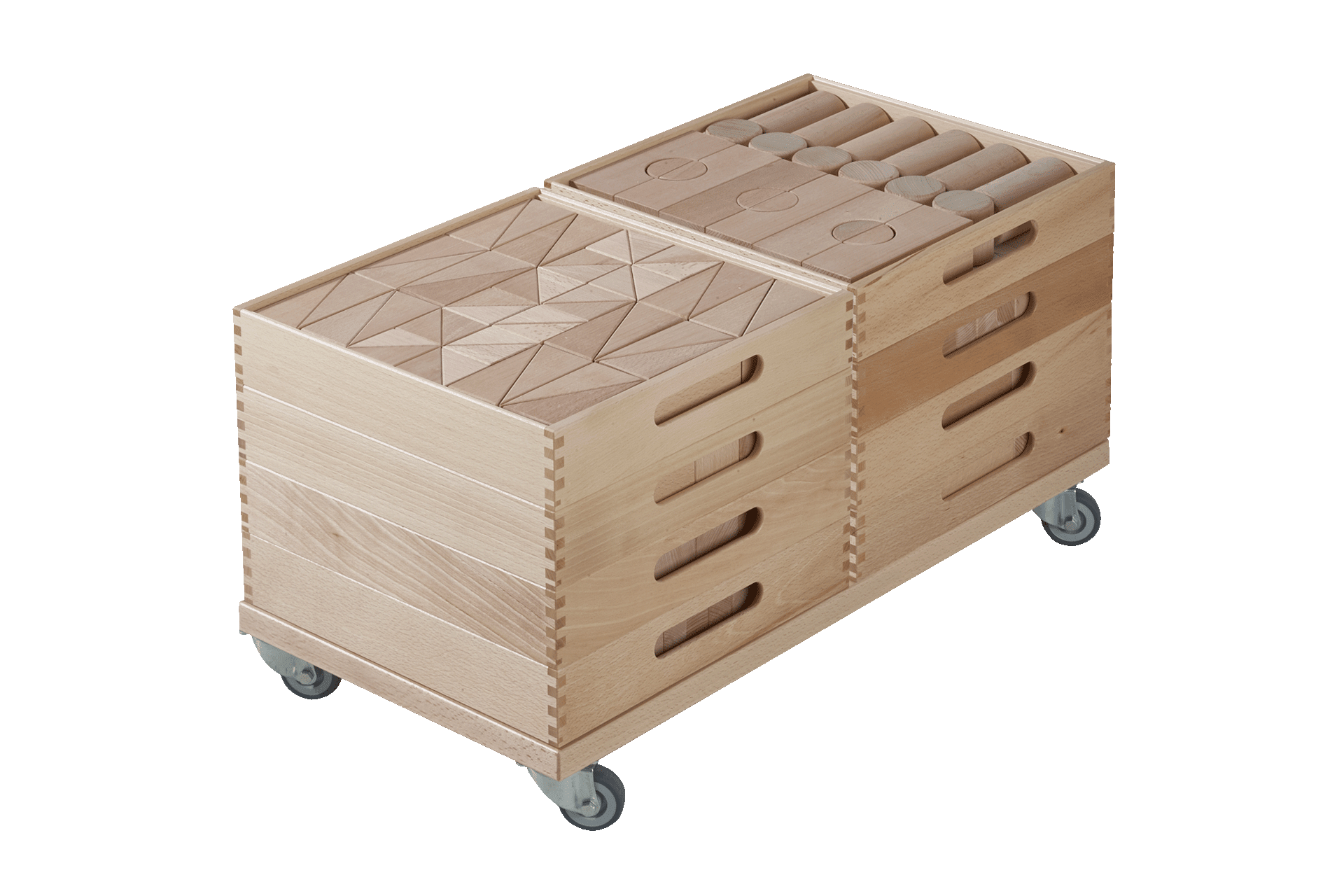 Fröbel - Bauen & Spielen | Rollwagen mit verschiedenen Holzkisten gefüllt mit Bausteinen