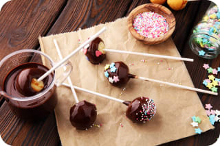 Backen für Kindergeburtstag  |  Konfetti Cake-Pops