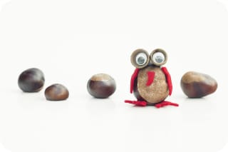 Kastanien basteln mit Kindern | Kastanien-Pinguin