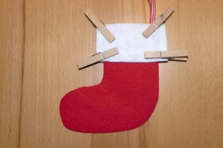 Nikolaus-Stiefel basteln | Wäscheklammern