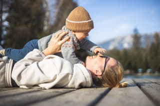 Baby im Frühling richtig anziehen | Bild 2