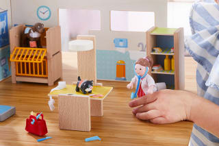Ein spannender Tag in der Tierklinik der Little Friends |  Untersuchung Katze