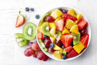 Picknick mit Kindern | fruchtiger Obstsalat 