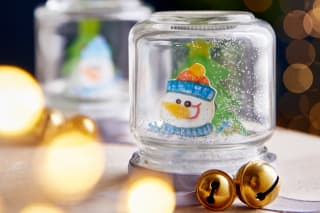 Basteln im Winter | selbstgebasteltes Schneeglas