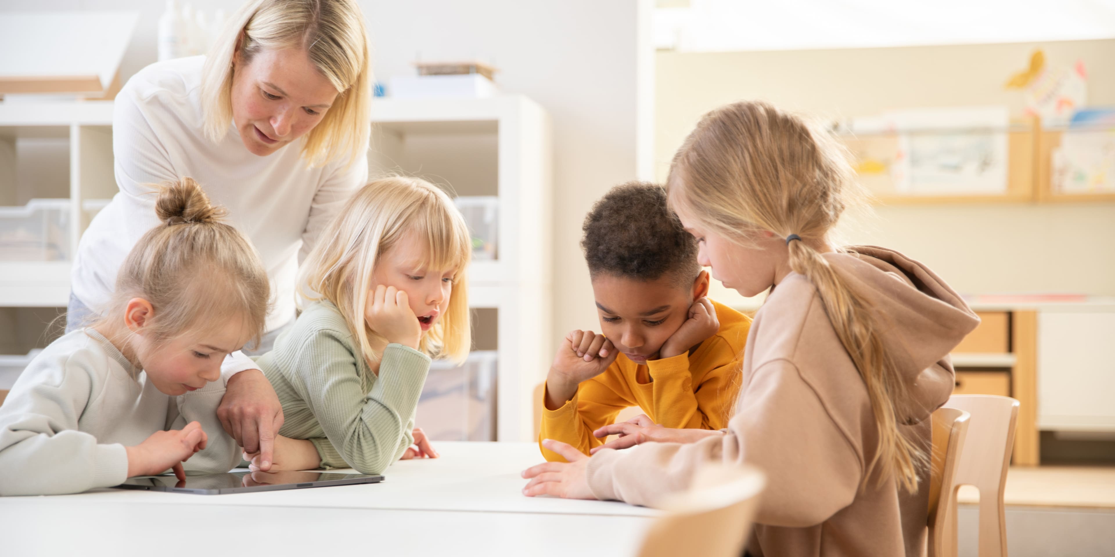 Medienkompetenz bei Kindern früh stärken