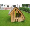 Räuberhütte aus Holz, für die Kita