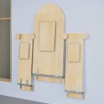 Wandklapptisch, rund L 140 x B 70 cm und 2 Wandklappbänke L 105 x B 35 cm