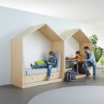 Häuschen mit Sitznische