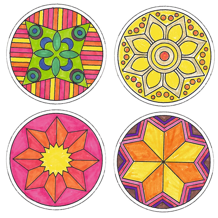 Vier kreisförmige Mandala-Motive mit unterschiedlichen geometrischen Mustern und leuchtenden Farben, darunter grün, gelb, rosa, orange und lila. Jedes Mandala ist schwarz umrandet und durch weißen Raum getrennt.