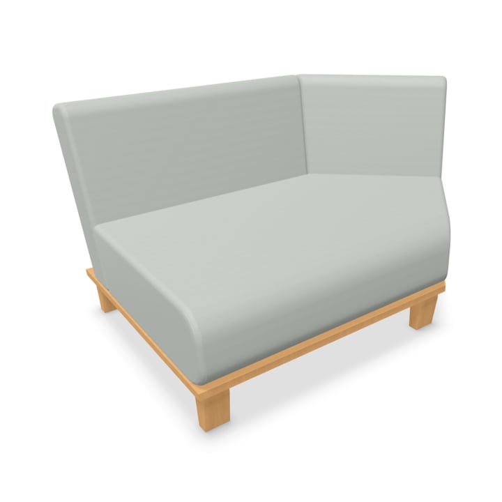 Ein hellgraues, L-förmiges Ecksofa mit Holzsockel und -beinen, abgebildet auf weißem Hintergrund. Das Sofa hat klare Linien und ein minimalistisches Design.