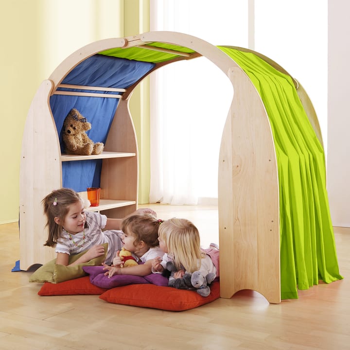 Spielhaus aus Holz, ca. 148x79x127cm