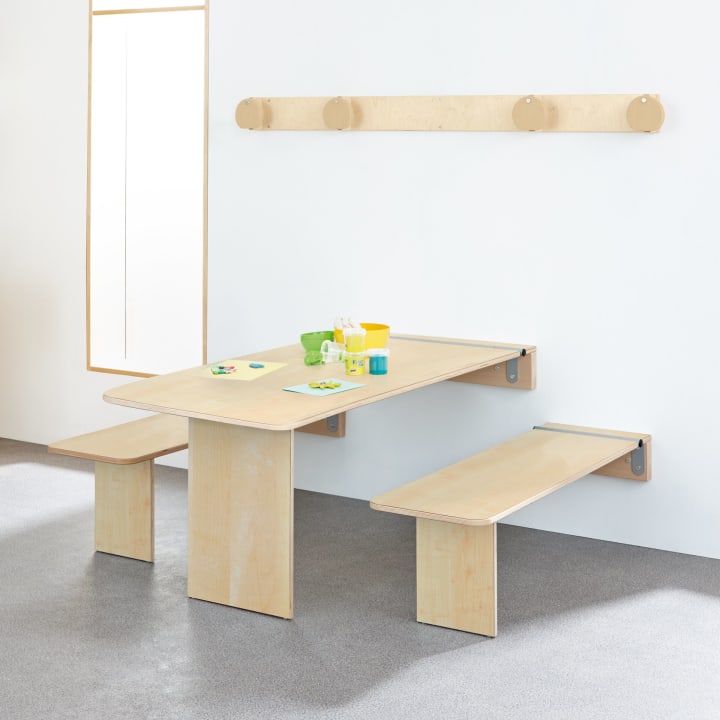 Wandklapptisch, eckig L 120 x B 70 cm und 2 Wandklappbänke L 105 x B 35 cm