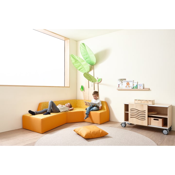 Ecksofa links, div. Stoffe, Sitzh. 30 cm