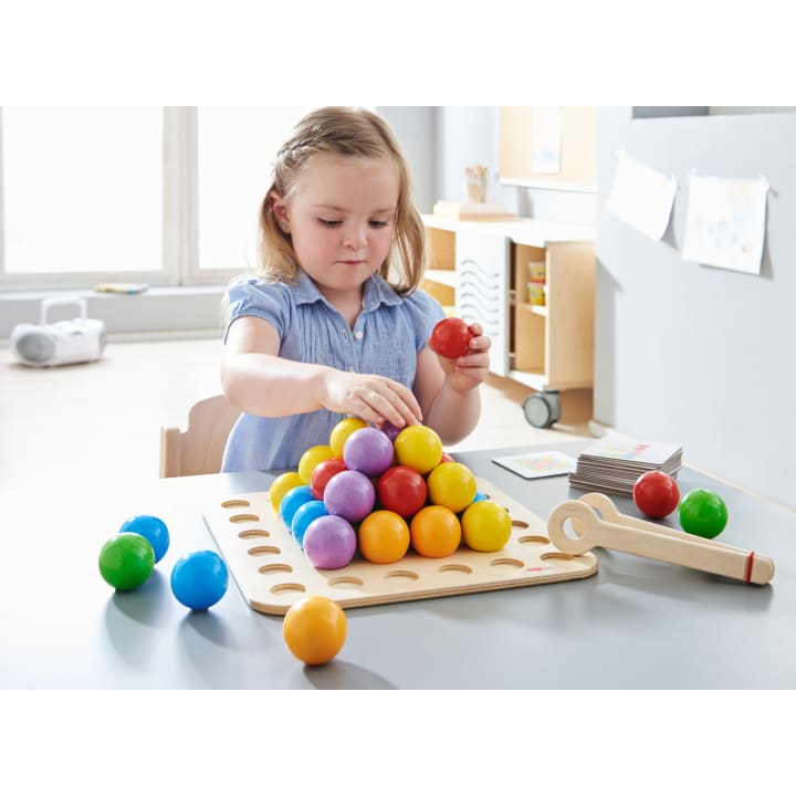 Fröbel Marble Game