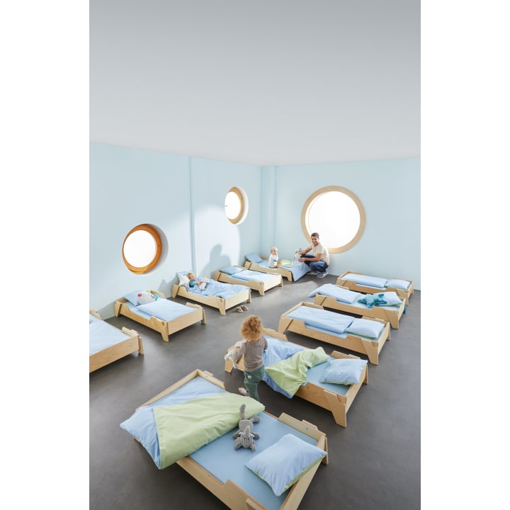 Krippenbett mit Einstieg