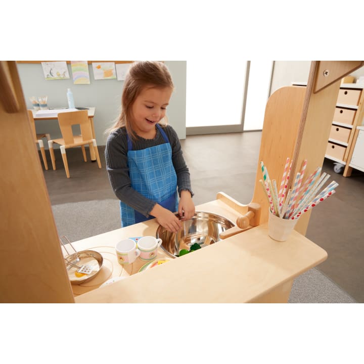 Begehbarer Food Truck aus Holz für Kinder
