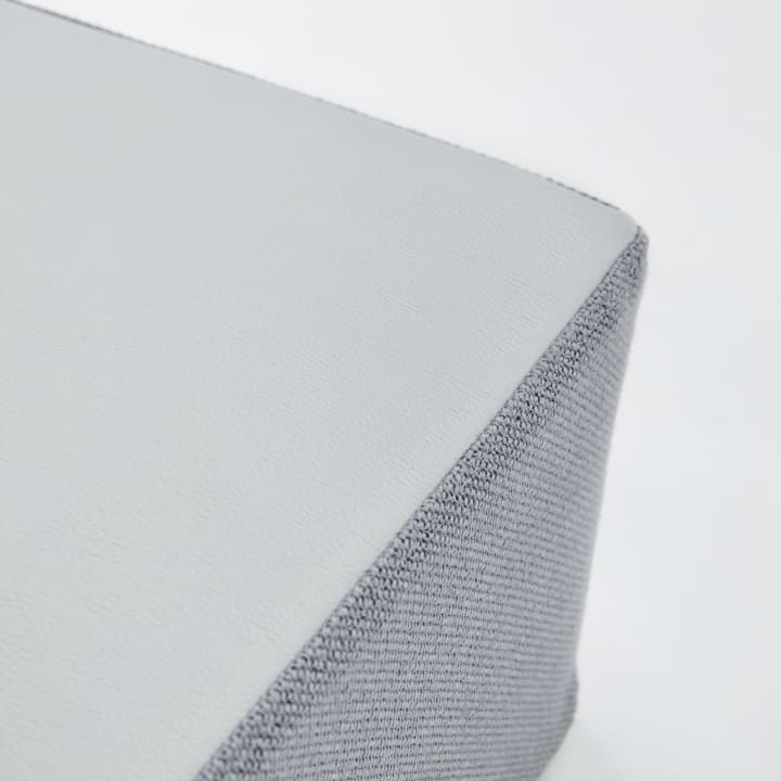 Hüpfpolster, klein; L 97 x B 70 x H 17 cm
