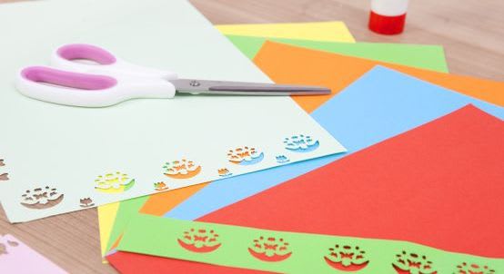 Osterkarten basteln mit Kindern: Schablonen herstellen Osterkarten basteln mit Kindern: Schablonen