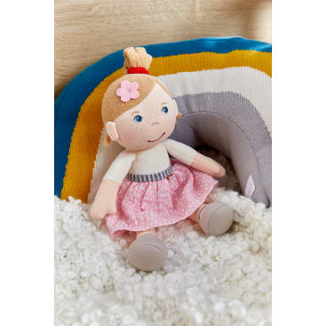 Kuschelpuppe Lara, 25 cm große Stoffpuppe
