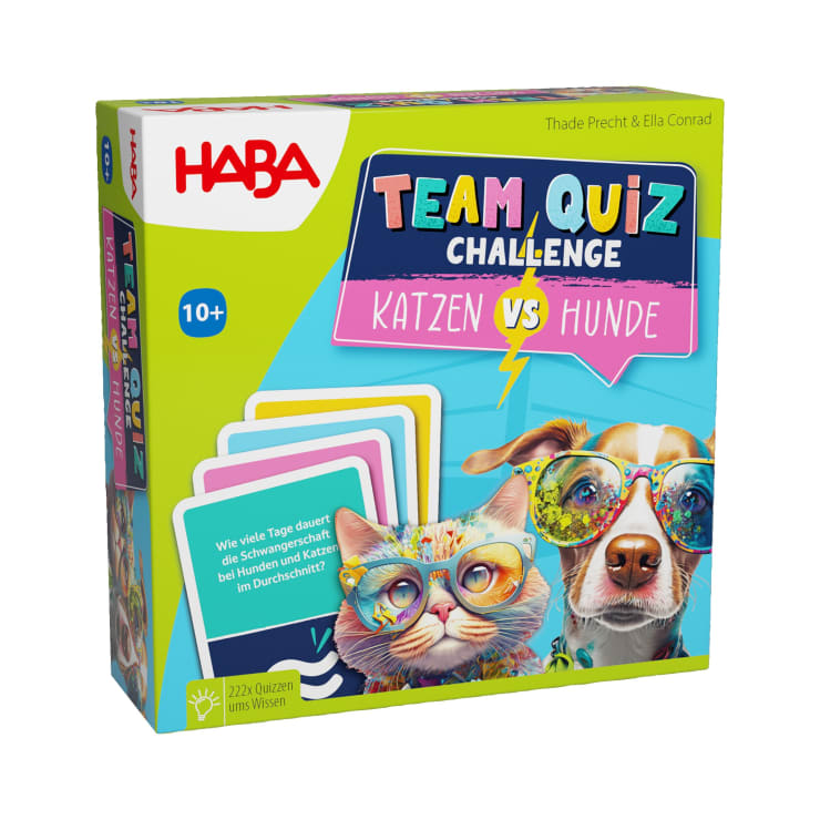 Eine farbenfrohe Schachtel für das HABA Team Quiz Challenge Spiel mit dem Titel "Katzen gegen Hunde". Das Cover zeigt eine Katze und einen Hund mit Brille, mit Quizkarten und bunten Farben. Das Spiel wird für Kinder ab 10 Jahren empfohlen.