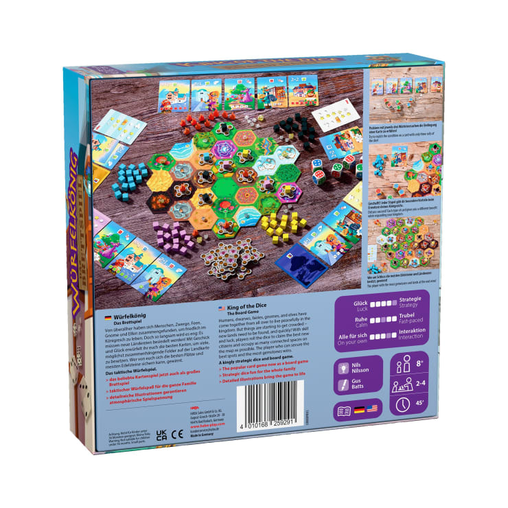 Die Abbildung zeigt die Rückseite einer Brettspielschachtel mit Spielkomponenten wie sechseckigen Spielsteinen, Karten, Holzplättchen und Würfeln, die auf einem Tisch angeordnet sind. Es gibt Beschreibungen und Symbole zum Spielablauf und Details zu den Spielern.