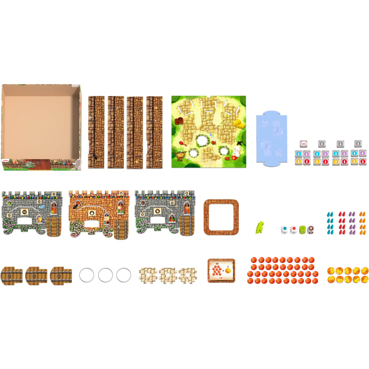 Die Spielkomponenten liegen auf einer weißen Fläche aus, darunter eine Schachtel, Spielbretter, Plättchen, Charakterfiguren, Karten, Pappteile und Plastikringe, die in Reihen und Spalten angeordnet sind.